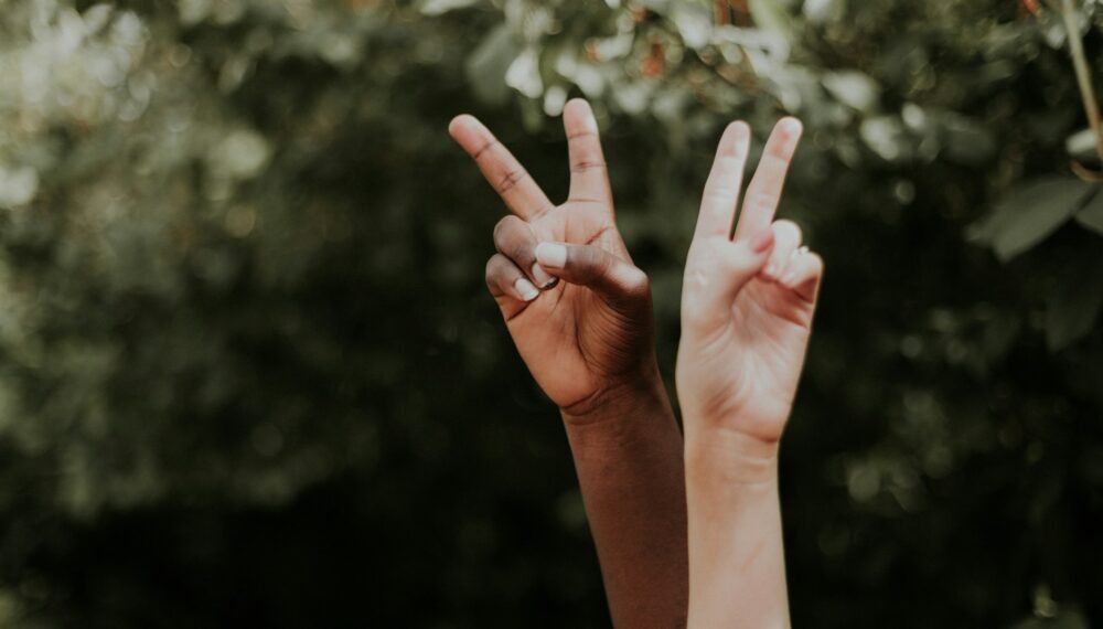 priscilla-du-preez-KNf9AeHpI9o-unsplash